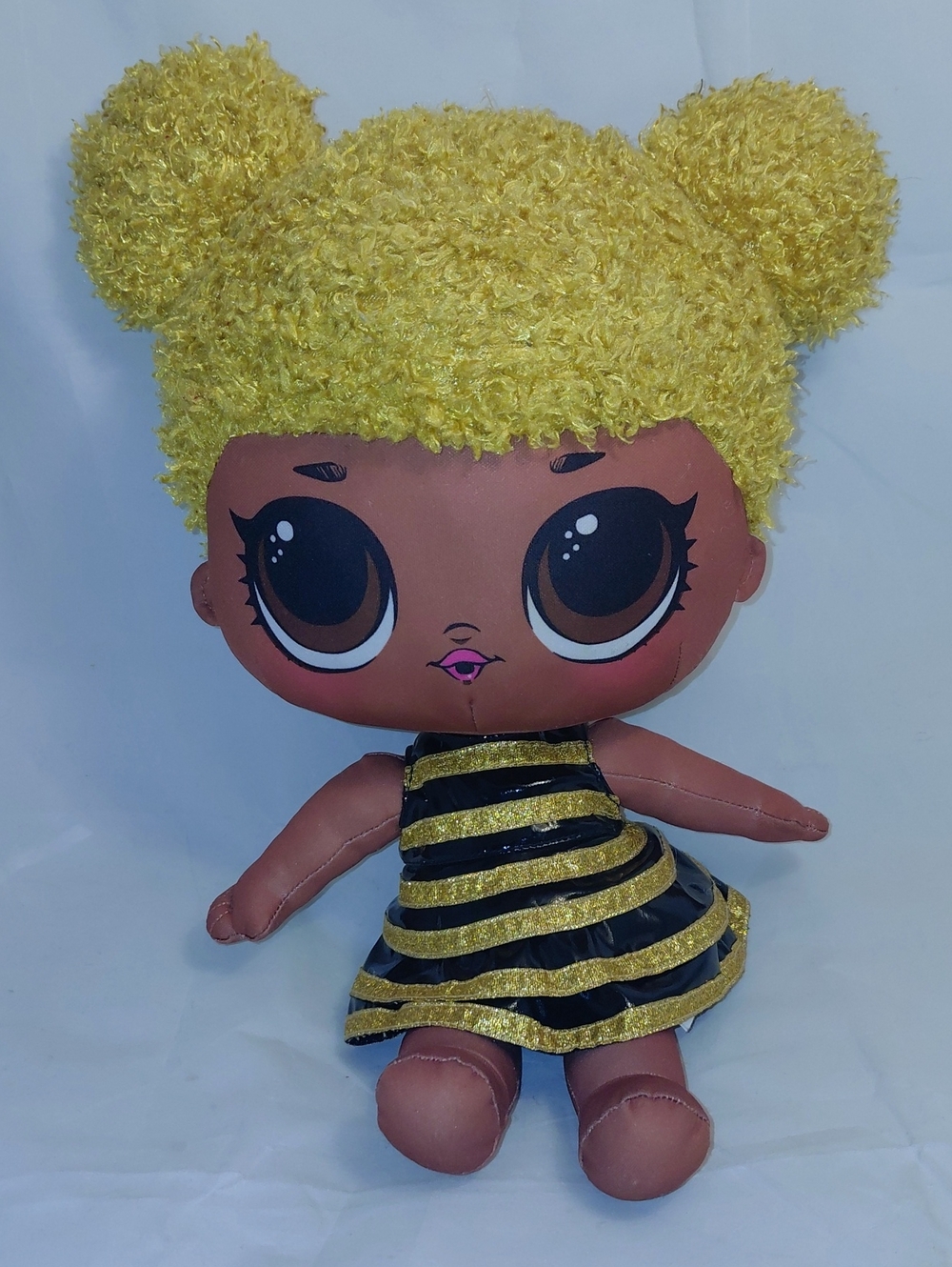 LOL Surprise QUEEN BEE Huggable Plush Doll 16" L.O.L. Surprise! QUEEN BEE